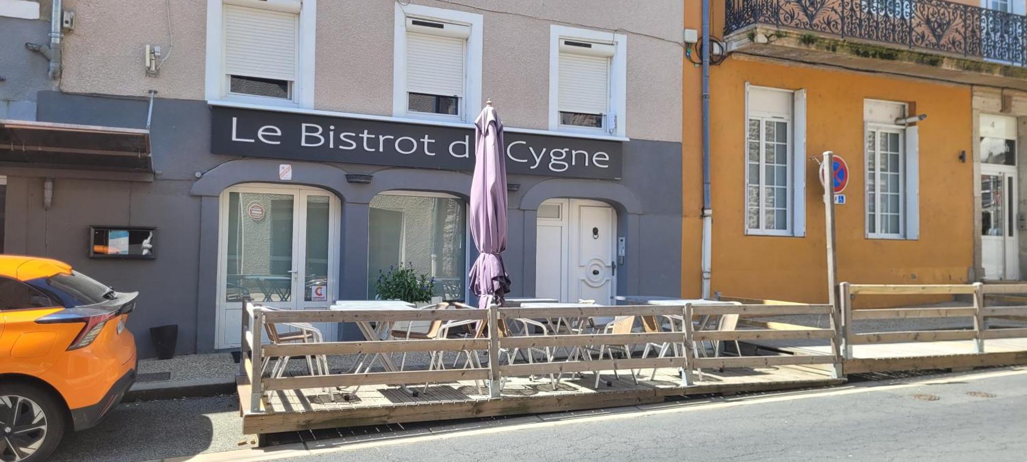 Logis Hotel Restaurant Le Cygne Yssingeaux Luaran gambar